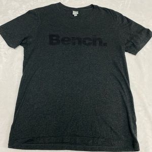 Men’s dark grey Bench short sleeve shirt. Medium